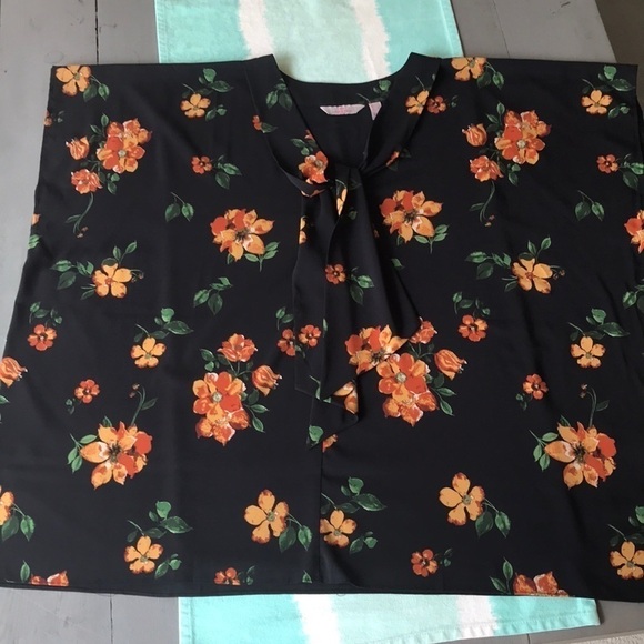 Laurie Felt Los Angeles Floral Print Scarf Blouse - Picture 5 of 12